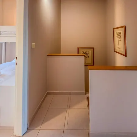 Seliandros Aura Villa Dhiminio